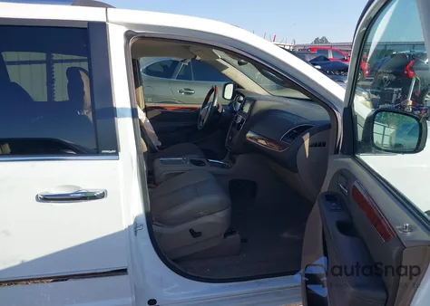 2014 Chrysler Town & Country Limited из США, поврежденный, VIN 2C4RC1GG7ER262943